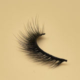 D289  Cat Eye Vegan Lashes 15mm D Styles